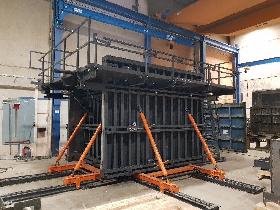 presseticker's tweet photo. RATEC mit Folgeauftrag für variable Schalung zur Produktion von Trafokompaktstationen https://t.co/L1xJHdkhwu
#RATEC #Schalung #Versorgungs-undTransformatorenstationsbauer #Modulschalung #Hockenheim https://t.co/tepqSiUQM1