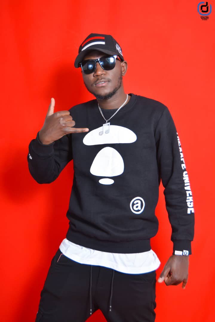 zamentbase's tweet photo. Smart Kayz – “DJ Simz” (Prod. by Young Kings)To support and show some love for the well known Copperbelt DJ and producer, one of Dope Boys artists named Smart Kayz has dropped a new jam titled "DJ Simz" right here on ZamEntBase.  #DJSimz #DopeBoys #SmartK https://t.co/h5fGhjOP6C https://t.co/dwoeLs35XD