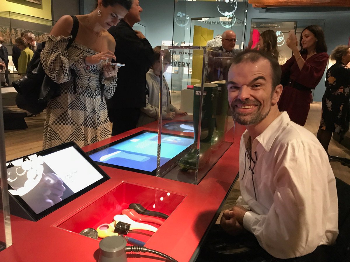VADundee's tweet photo. "I wanted the spoon to be discreet enough to use in a restaurant without other diners staring...”

Grant Douglas joins our #VADchampions for inventing the S’up Spoon, giving people with shaky hands greater control to eat soft food. 

Read: https://t.co/8cFNB6XVP8 https://t.co/7YwRnuAWpz