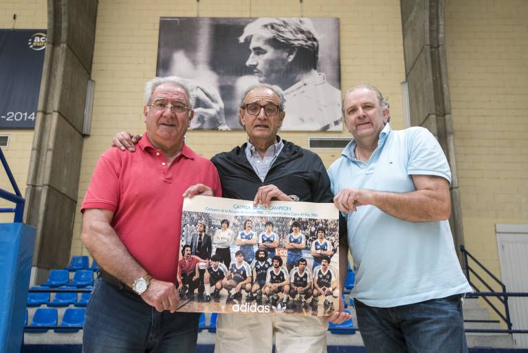 valenciaplaza's tweet photo. Calpisa: Cuando fuimos campeones https://t.co/nVSewXdLAL https://t.co/F2SXVpbcnp