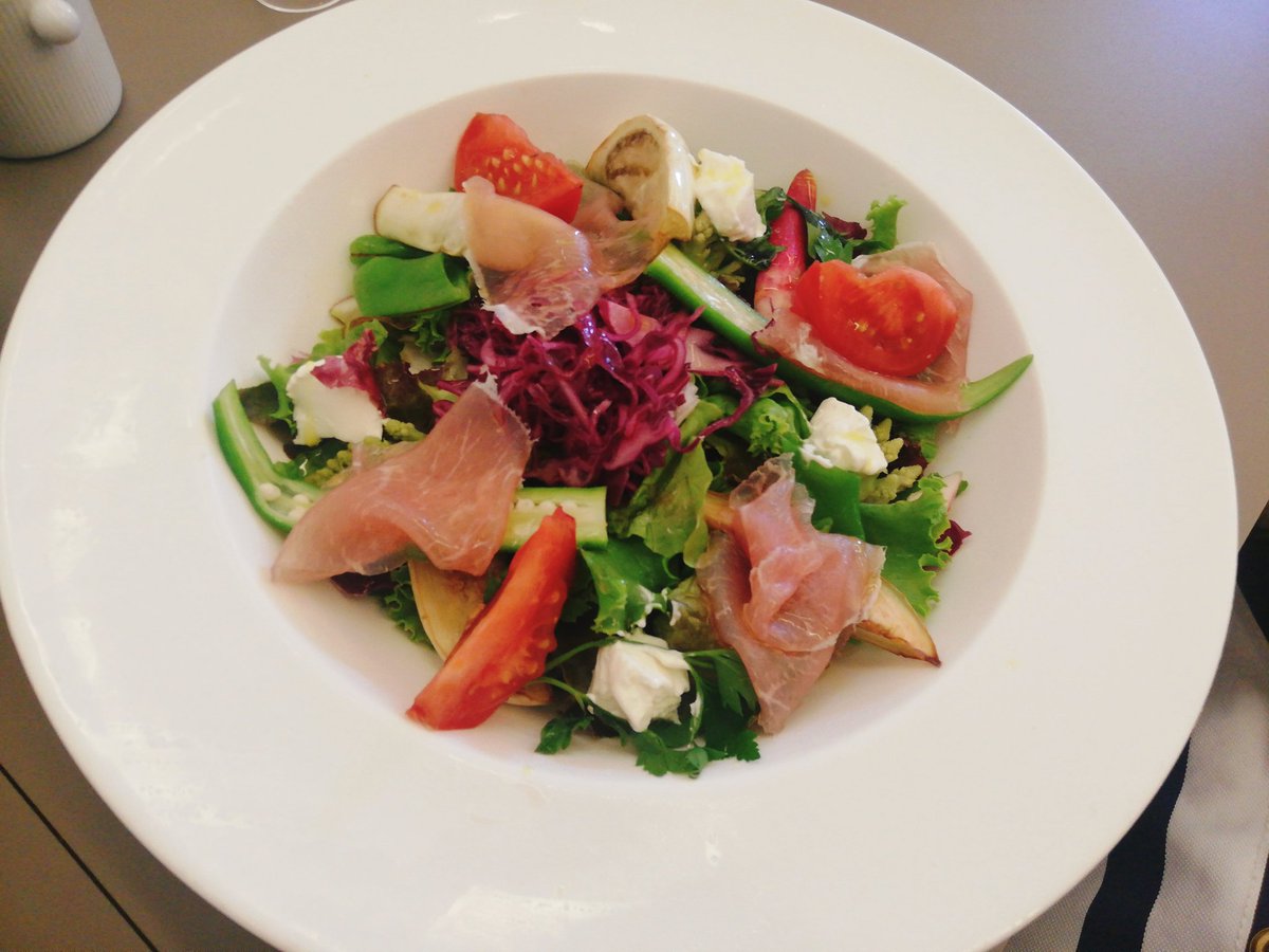 軽井沢ランチ Traola Twitterren