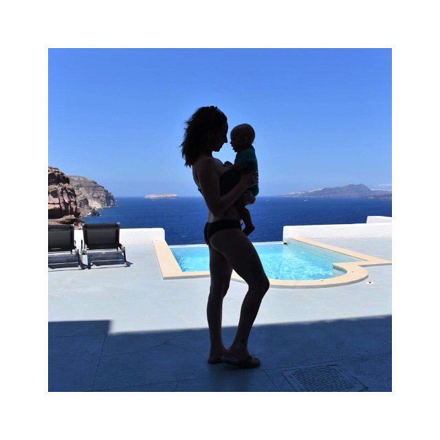 AmbassadorViews's tweet photo. This is too precious 😍🥰🐣👩‍👦 ! #tb 📸 by @georgearthurclarke, thank you so much for sharing this cuteness 🙏!!! #ambassadorsantorini #ambassadorhotelsantorini #santorinigreece #babyholidays #firstholidays https://t.co/8P5agj0WmW