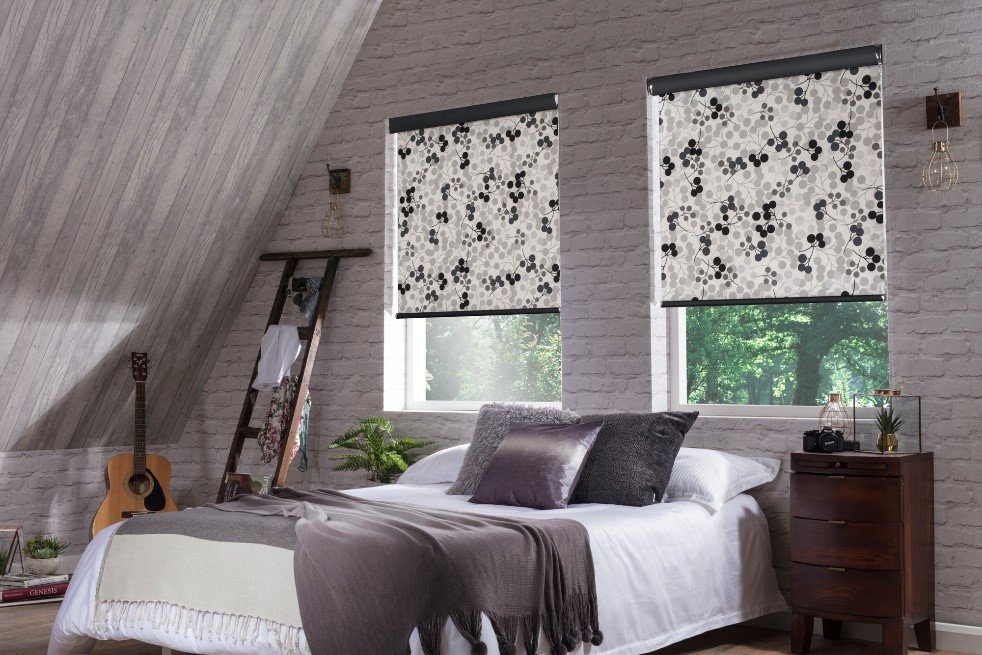 GilliansBlinds's tweet photo. Beautiful grey, white and black patterned blinds – such an unusual pattern! Want to know how they would look in your home? Book a free Home Visit, and if you love them, we will measure and fit your blinds for free too! https://t.co/ZWNqlp23N4 #PatternedBlinds #RollerBlinds https://t.co/87GEmTvwU6