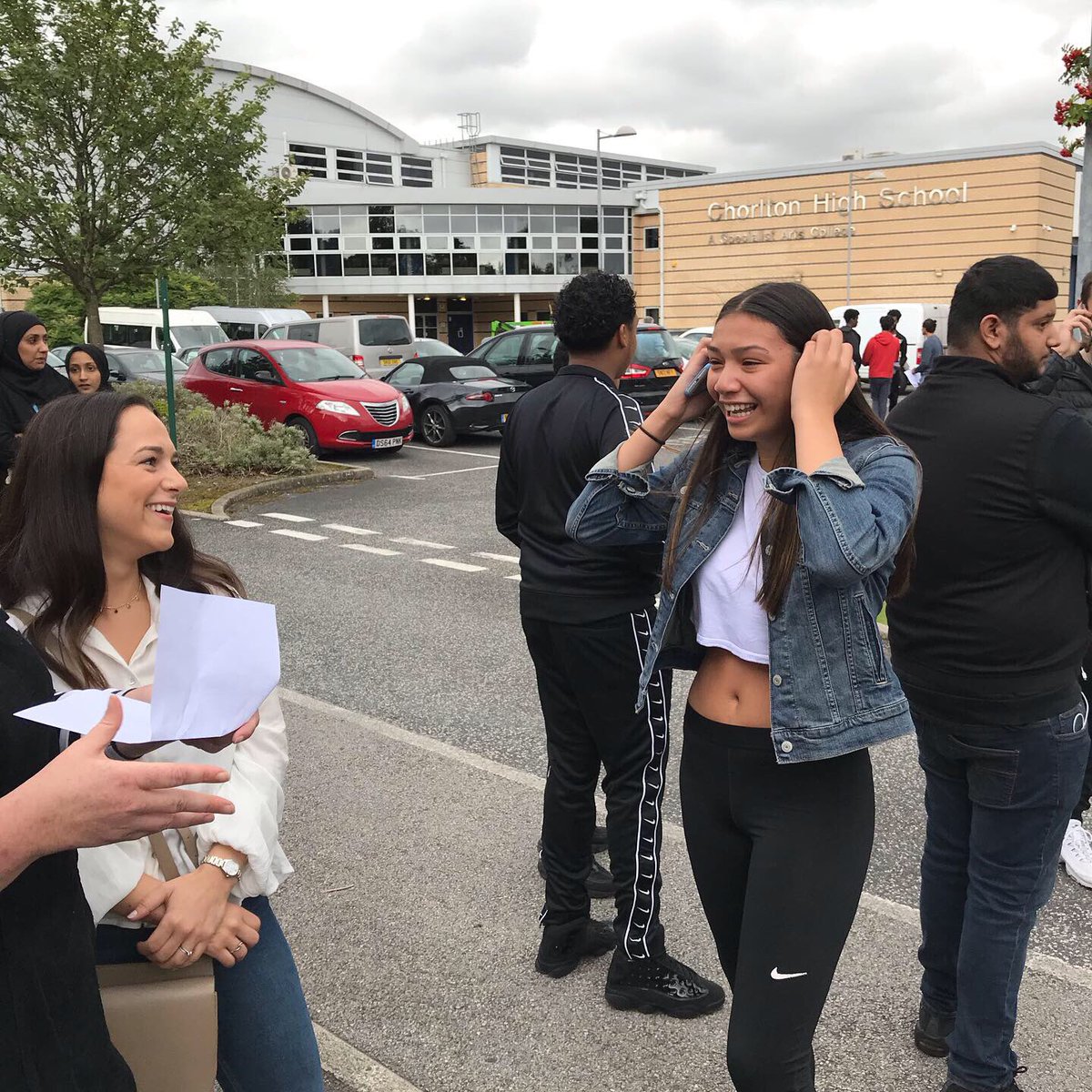 Huge congratulations to our Year 11’s on achieving this year’s outstanding exam results. 🙌

The hard work and commitment of students and the whole school community has resulted in our best ever results in CHS history.  💪

#proud #successful #creative #happy #bestresultsever