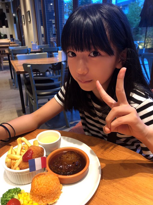 Twitterのコスプレ画像16