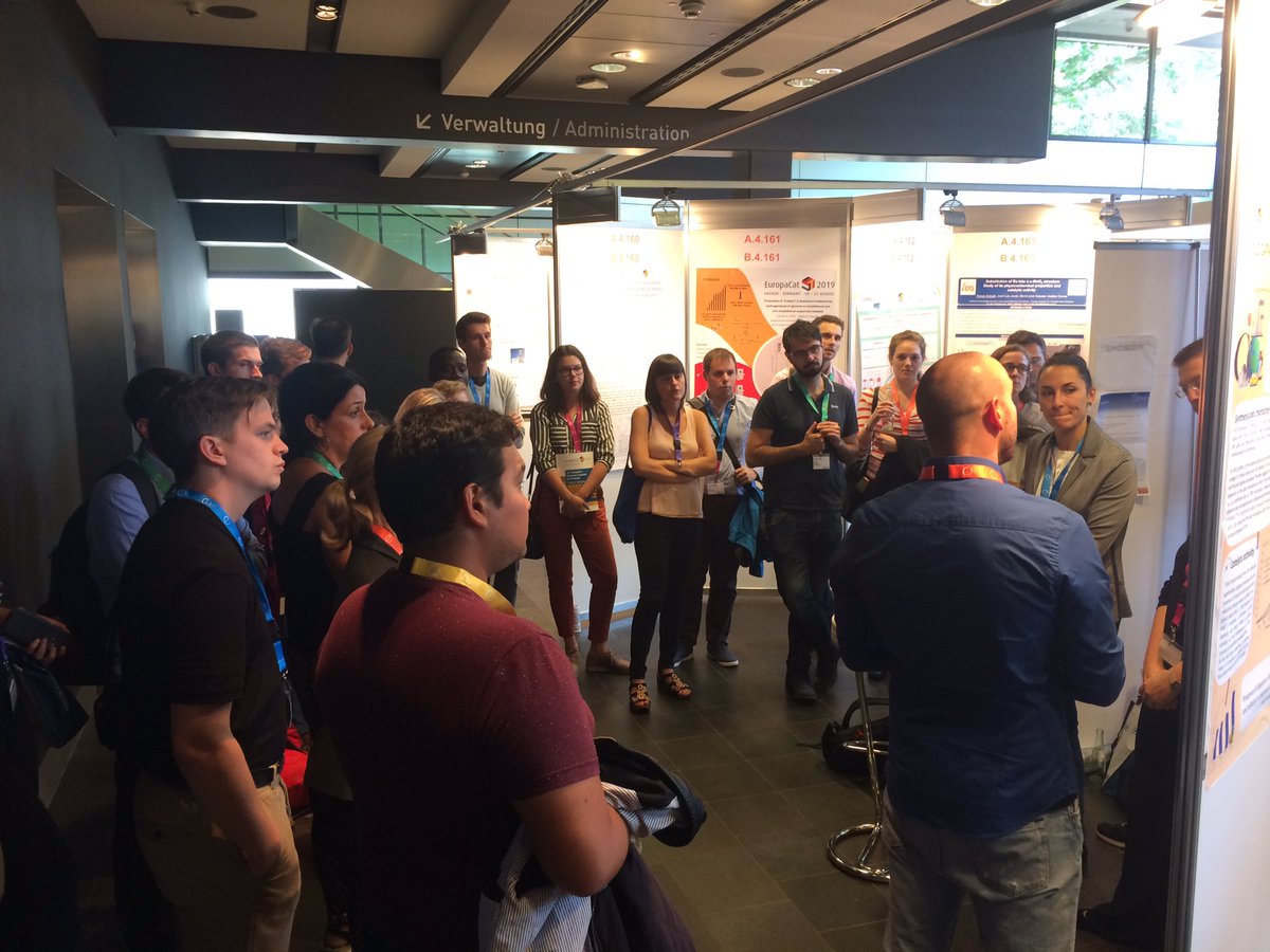 YEuCat's tweet photo. YEuCat teams pitching their action plans for the coming year. So many motivated young people! #getactive #youngcatalysis #EuropaCat2019 https://t.co/y01DT9qVWP