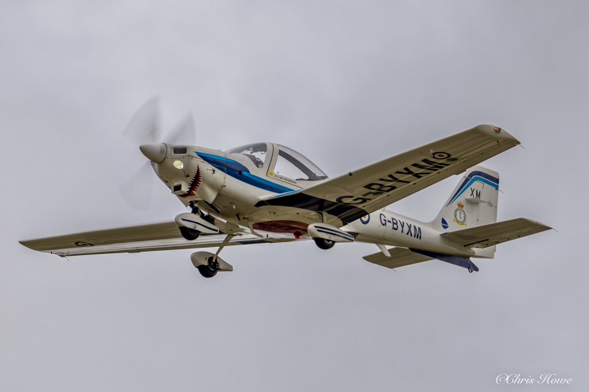 cjh3051's tweet photo. My favourite little plane #avporn #avgeek #aviation #aviationphotography #aircraft #airshow #airtattoo #canonaviation #grobtutor #grob #liveforthestory #planespotting #photography #potn #riat #RIAT19 #sigmauk #sigmaphoto #tutor #teamcanon @RoyalAirForce @RAFTutorDisplay https://t.co/JxIAj31jL6