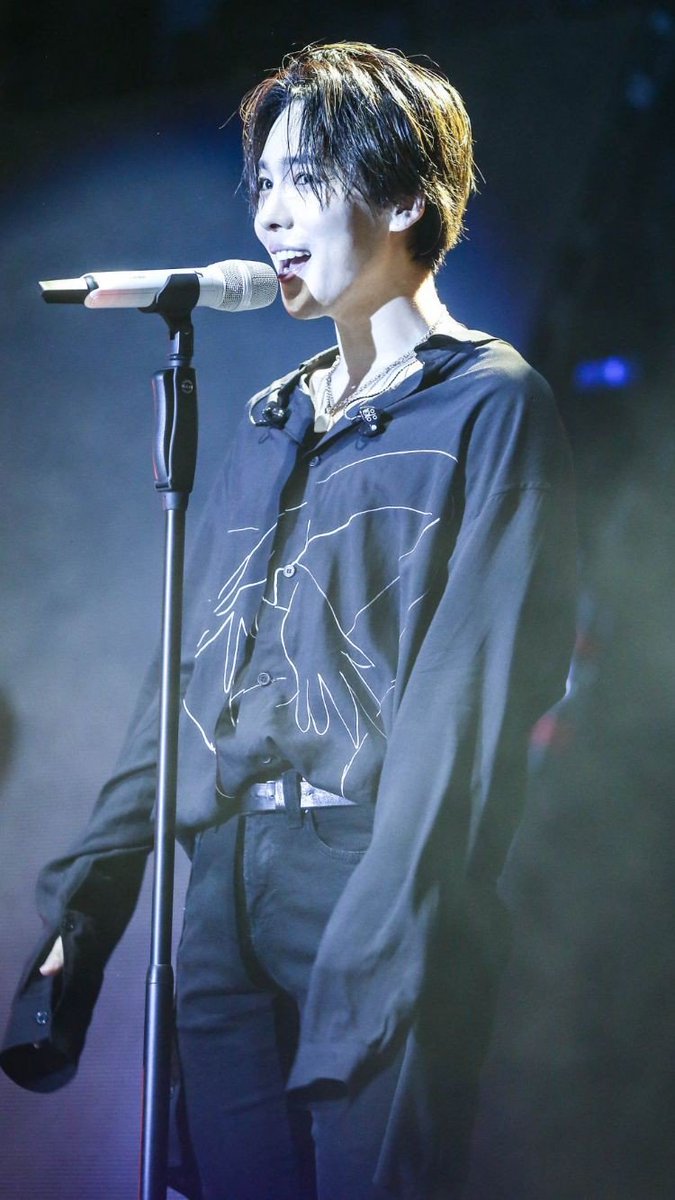 jinwoo pics ♡ tweet media