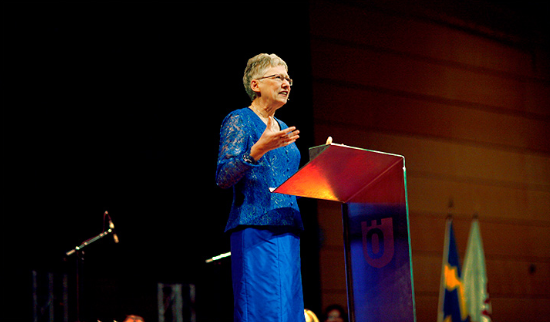 Örebro universitets första professor Ann-Sofie Ohlander berättar om resan från det småländska barndomshemmet, tiden på mentalsjukhus - och comebacken. bit.ly/2KODCbJ <a href="/orebrouni/">Örebro universitet</a> #forskning