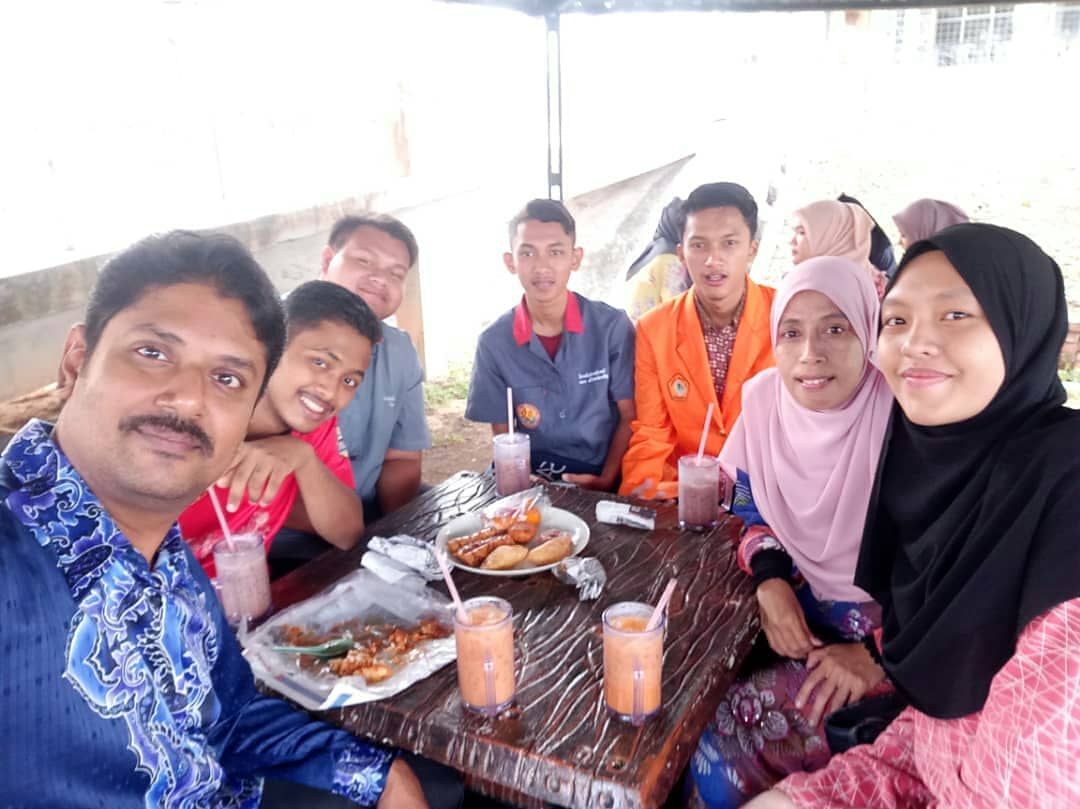 PTSB_edu's tweet photo. Our inbound students are here!!
SELAMAT DATANG to the students of Pattani Technical College, Universitas Pendidikan Ganesha, Bali & Politeknik Negeri Padang.
#makingPTSBgreat
#PTSBchartsthepathoftomorrow https://t.co/iEHWHCZtiz