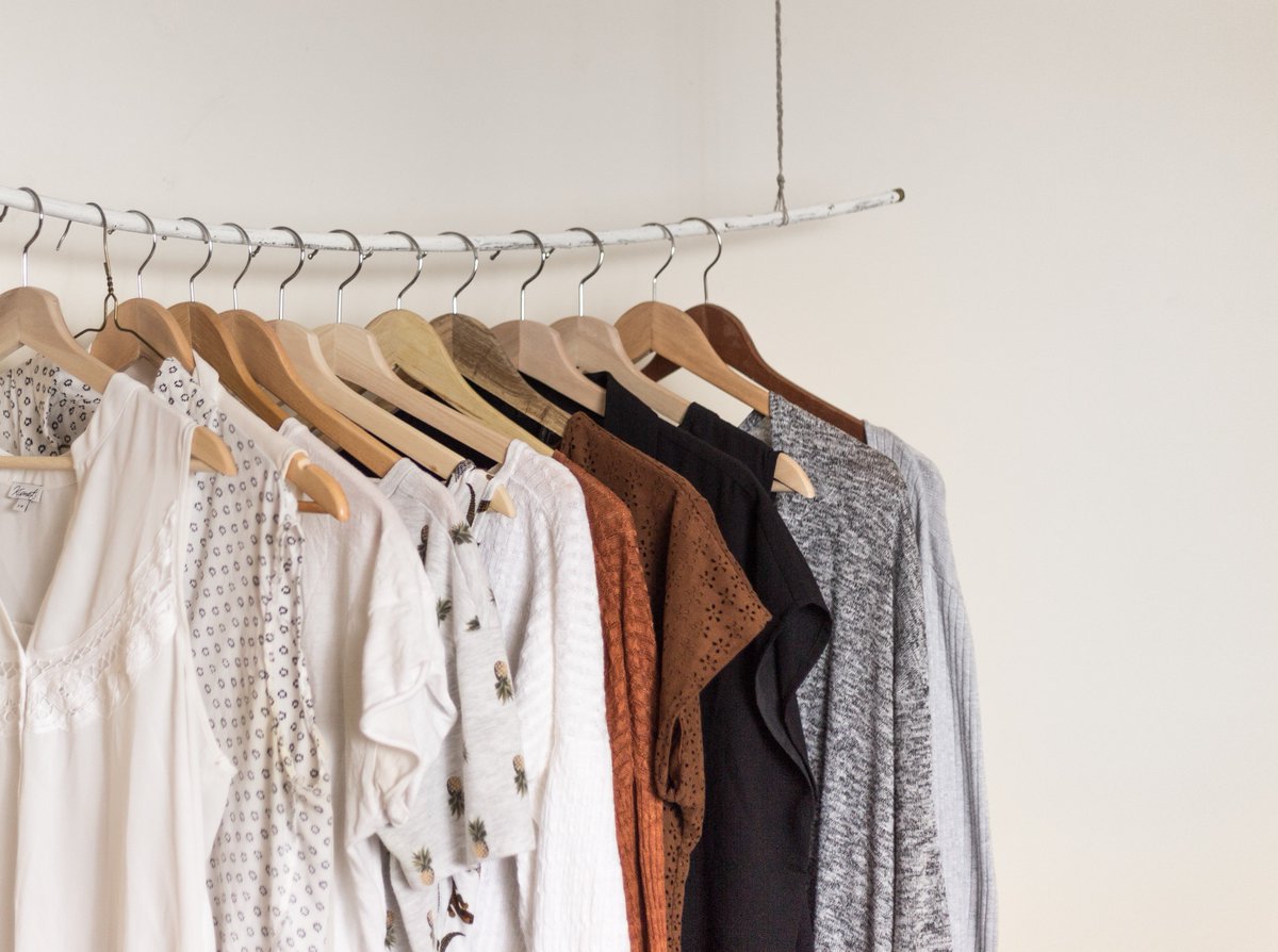 edgedweller's tweet photo. Amazon is disrupting your closet today - but how will they continue to disrupt the future? https://t.co/Fo9xnRdD6h #today #future #disrupt #innovation https://t.co/gCXuEDF6N9