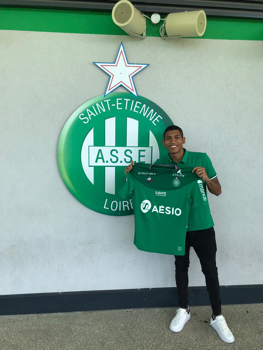 unionfrontera's tweet photo. #niche #unionfrontera El mediocampista colombiano Luis Sánchez firmó este jueves con el Saint-Etienne. El jugador llega procedente del América de Cali, club en el que estará a préstamo por las dos próximas temporadas. https://t.co/vHqxS6O7ut
