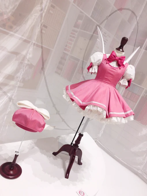 カードキャプターさくら展今日ようやく行けた〜〜〜〜〜!!!!👏🏻👏🏻👏🏻
衣装ヒラヒラで凄い可愛かった…! 