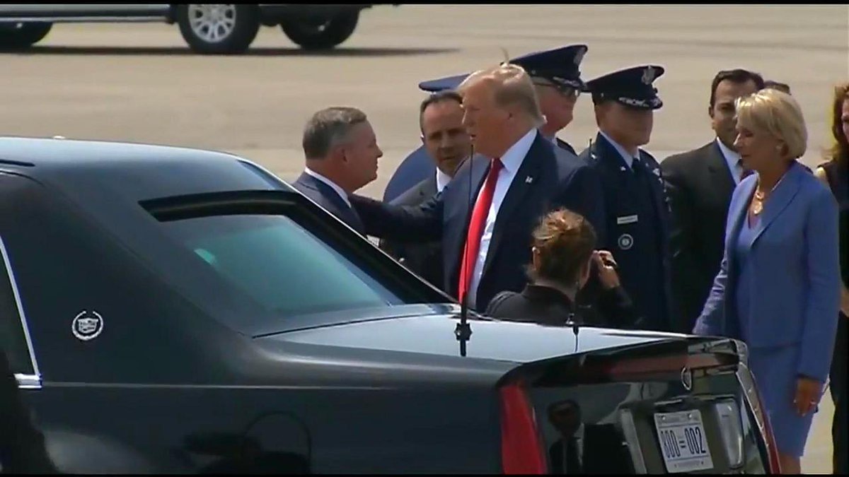 drjefffugate's tweet photo. Thank you @GovMattBevin for allowing me the distinct honor to welcome @realDonaldTrump to Kentucky this week. It was an amazing experience to ride with @POTUS in the Presidential Limousine "The Beast". We need to keep both our Governor &amp; President in office. https://t.co/jmIUU4w6TK