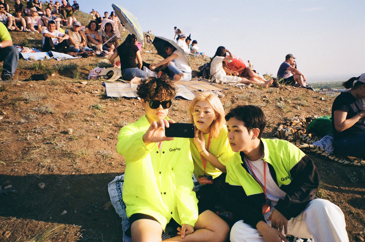 se_so_neon's tweet photo. [KBS 올댓뮤직]
8월 22일 목요일 밤 11시 40분 KBS1 TV
⠀
코딱지 여러분들이 많이 와주셔서 든든했던 KBS 올댓뮤직! 오늘 밤 새소년편이 방송한다고 합니다. 모두 본방사수 부탁드려요 🙈🤫😎 https://t.co/pDSCURFtVF