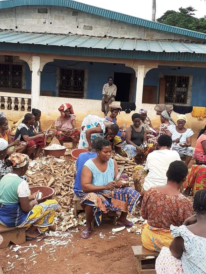ONGFEDY's tweet photo. La Femme rurale partenaire sûr pour le développement
@Dinadem2
#ONGFEDY https://t.co/euj1ST5dqD
