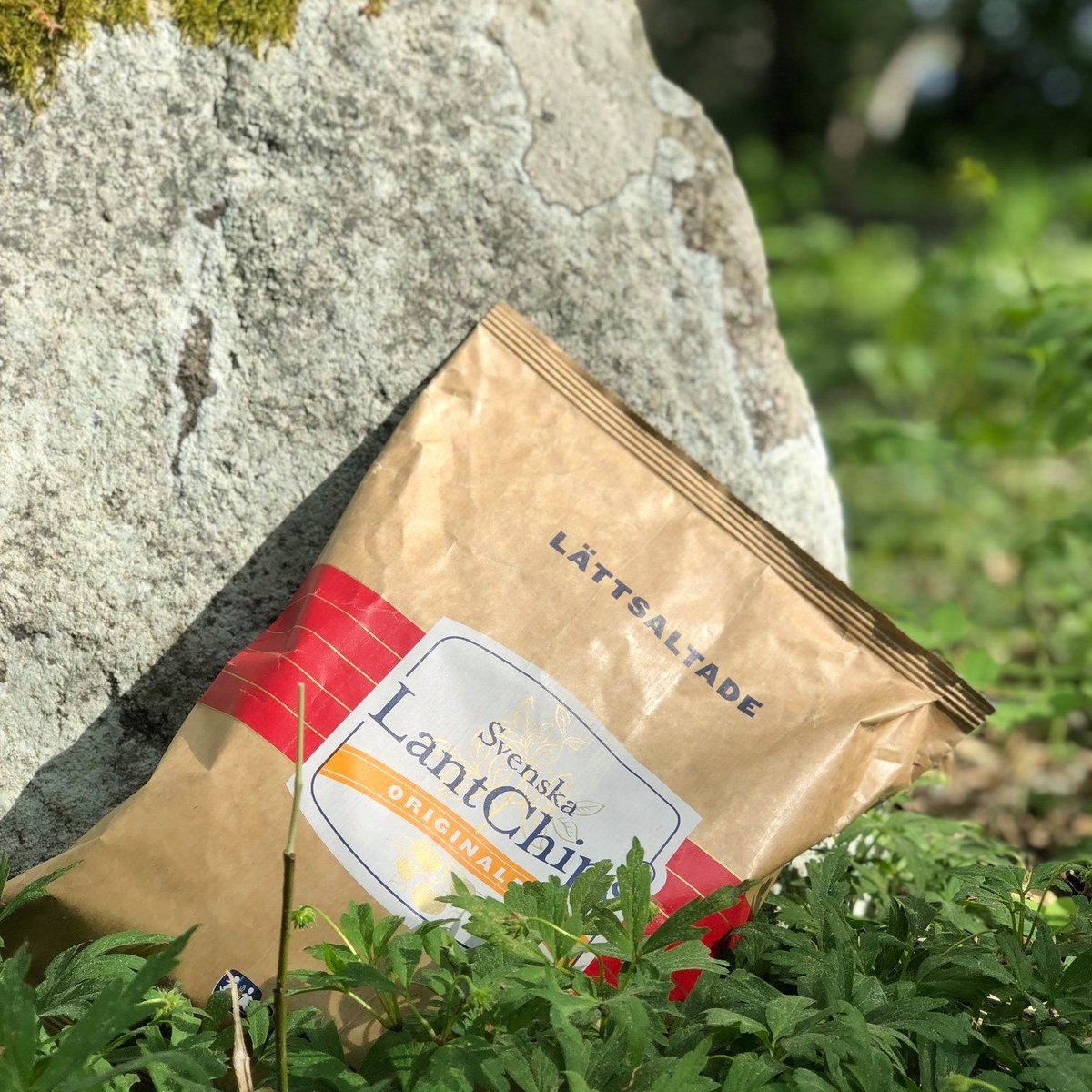 LantChips tweet media