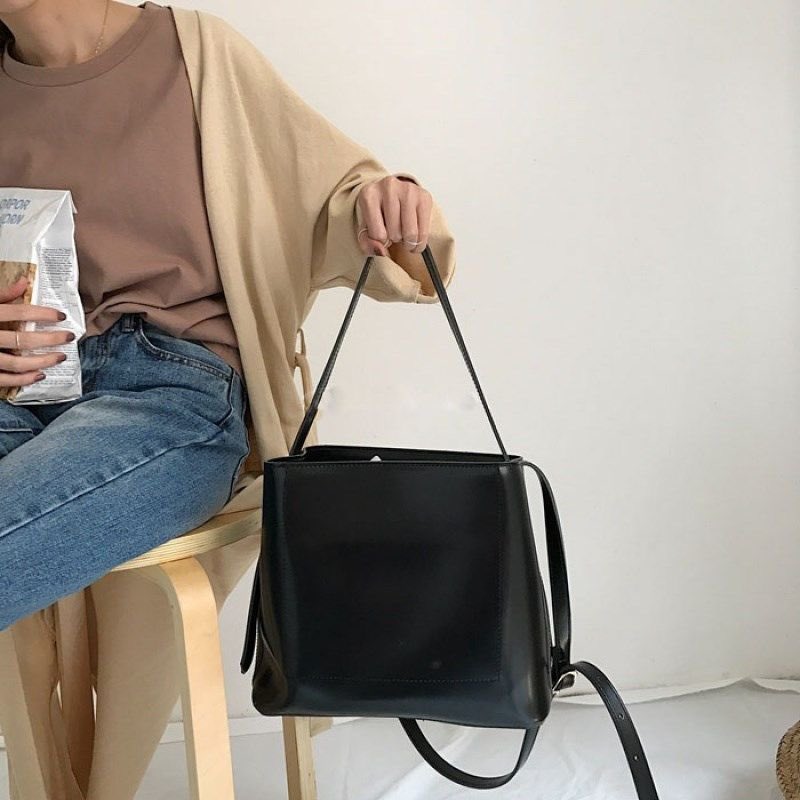 ignichashop's tweet photo. 🌻#พร้อมส่ง!!!!!!!!! Bix bag 350 บาท #ส่งฟรี ใบใหญ่ เหมาะกับคนของเยอะ สะพายไปทำงานไปเรียนเหมาะมาก มีสายสะพาย2สาย สายสั้นสะพายไหล่ สายยาวสะพายข้าง
#กระเป๋าเป้ #กระเป๋าถือ #กระเป๋าสะพาย #กระเป๋าผ้า #กระเป๋าน่ารัก #กระเป๋าแฟชั่นเกาหลี #กระเป๋าผ้า #ถุงผ้า #กระเป๋าเกาหลี #ส่งต่อ https://t.co/gX9YVtN7Dl