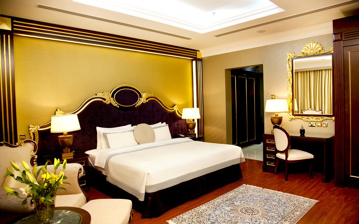 GrandExcelsior's tweet photo. Whether you're on a business vacation or just a frequent traveler, our Ambassador Suite will make you feel at home. Reserve your room now. Call 04 444 9999
#GEHAlBarsha #NearMalloftheEmirates #AlbarshaHotel
#LuxuryRoom #SpaciousRoom #DubaiHotel https://t.co/c3eP54dKym