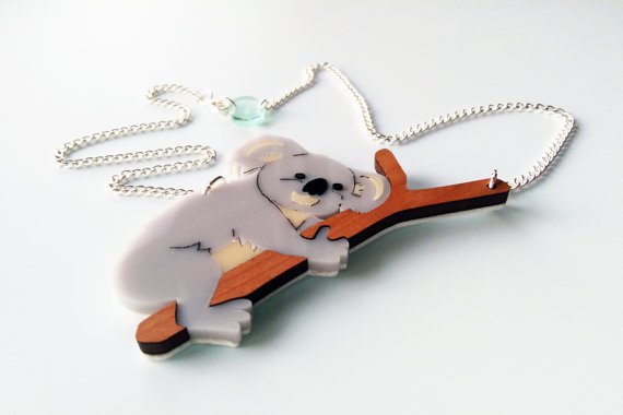 MenagerieMakes's tweet photo. Discover bargains to #treatyourself, or as #giftideas, in our #summersale this #BankHolidayWeekend 
#fox necklace (reduced to only £20 from £26.50)
#Koala necklace (reduced to only £24 from £30)
#unicorn girl necklace (reduced to only £20 from £27) https://t.co/kgtLPFz3Mm