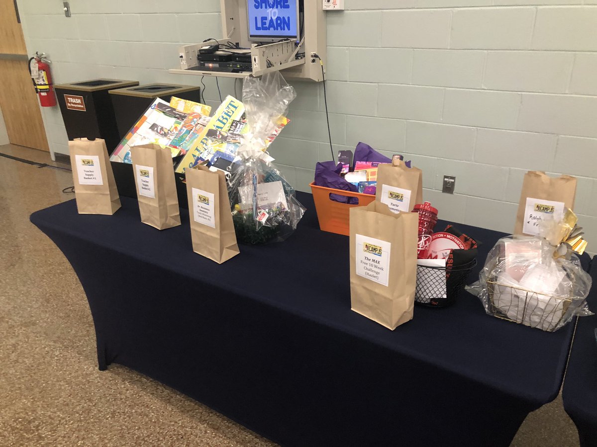 Tracey Raimondo tweet media