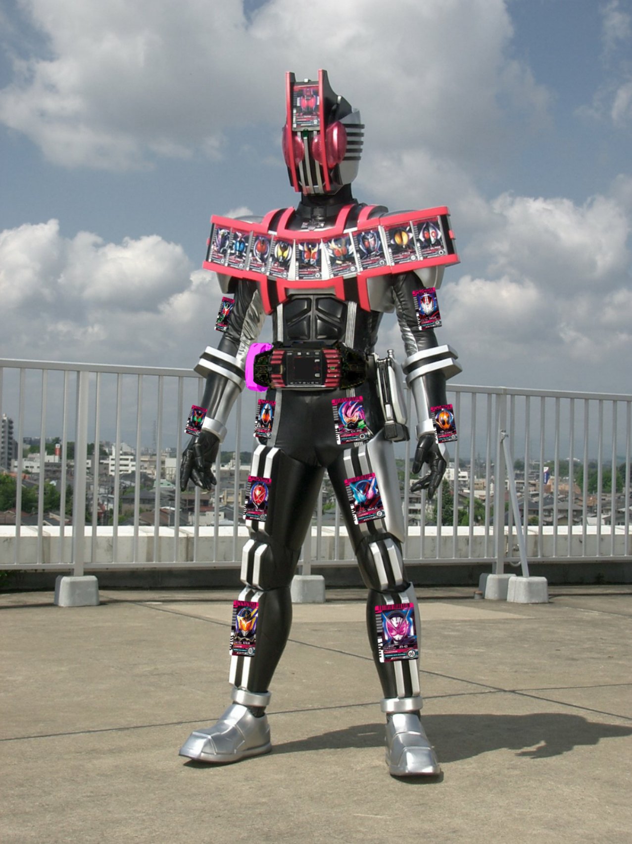 仮面ライダーゴージャスディケイド コンプリートフォーム｜仮面