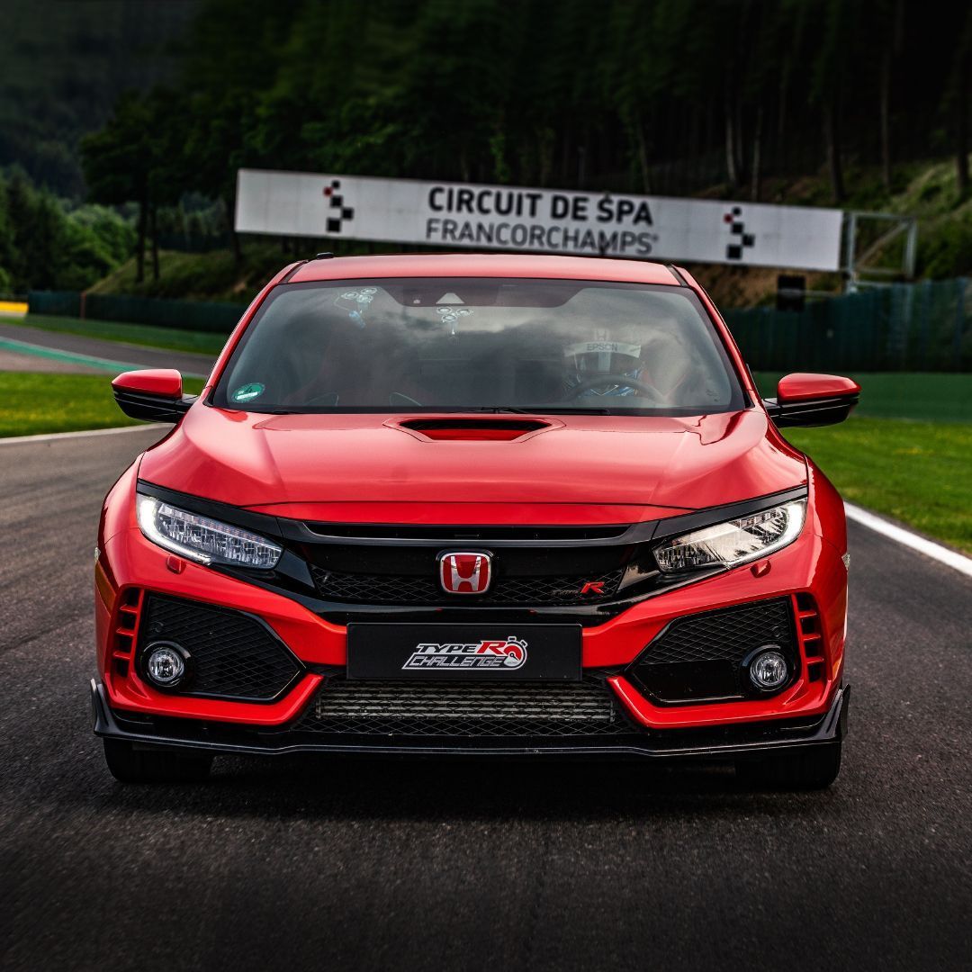 AutoserHonda's tweet photo. El récord de 2 min y 53 seg en el circuito de Spa-Francorchamps, del piloto @BerBaguette de Super GT y campeón de LMP2!! #circuito #challenge #TypeR #Civic #Belgica #Belgium #GT #Champion #summer #verano #record #Honda #Autoser #thepowerofdreams #hondafans #hondalovers #news https://t.co/SwmhORnBiz