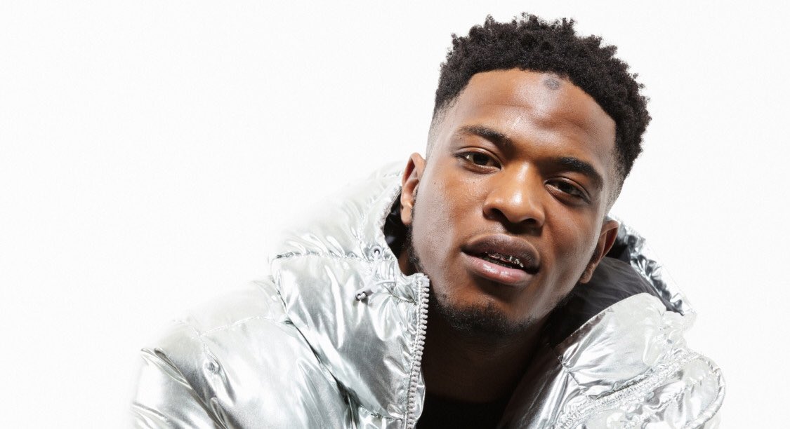 Kulturlesite_'s tweet photo. TOP 5 des rappeurs qui cumulent le plus de vues sur YouTube :

🥇 Jul : 1,9 Milliards (depuis 2012)

🥈 Booba : 1,4 Milliards (depuis 2010)

🥉 Niska : 1,3 Milliards (depuis 2012)

🏅 PNL : 1,2 Milliard (depuis 2014)

🎖 MHD : 1 Milliard (depuis 2015) https://t.co/ETvoollxSL