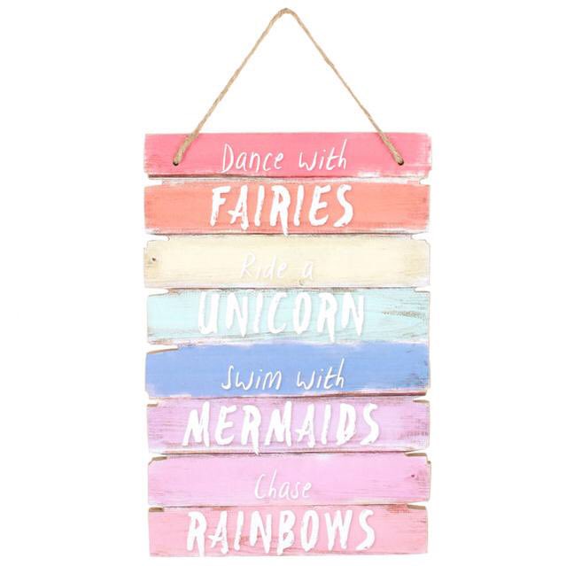 SimplyUtopia's tweet photo. Fill your home with our NEW beautiful unicorn range 😍 🌈 free delivery on all items 🚚 https://t.co/QzNuwymMMM #simplyutopia #ThursdayMotivation #freedelivery https://t.co/SmAGRWkJDs