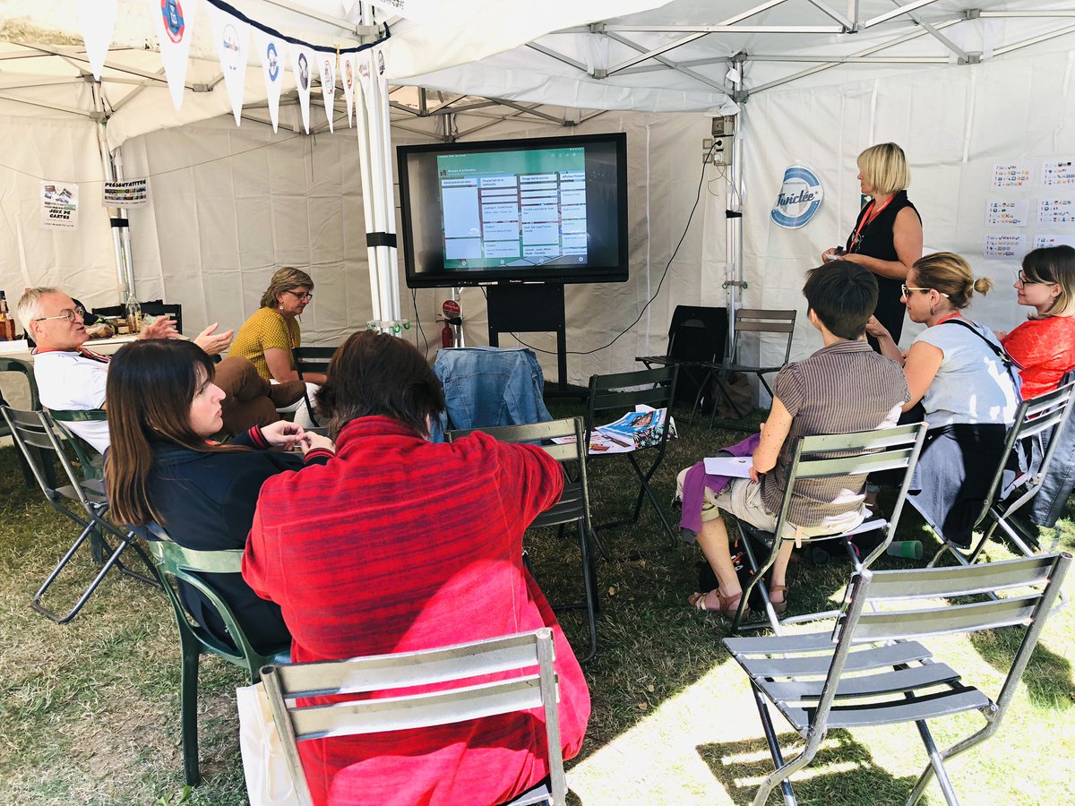 Tout savoir du #twittcomplot fomenté entre #Twittconte et @Prevention_MAIF avec <a href="/tchoulelacroix/">Christelle Lacroix</a> &amp; <a href="/bednarowiczmon2/">bednarowicz monique</a> sous le chapiteau #TADAF @Twittconseil 
#Ludovia16 🎉