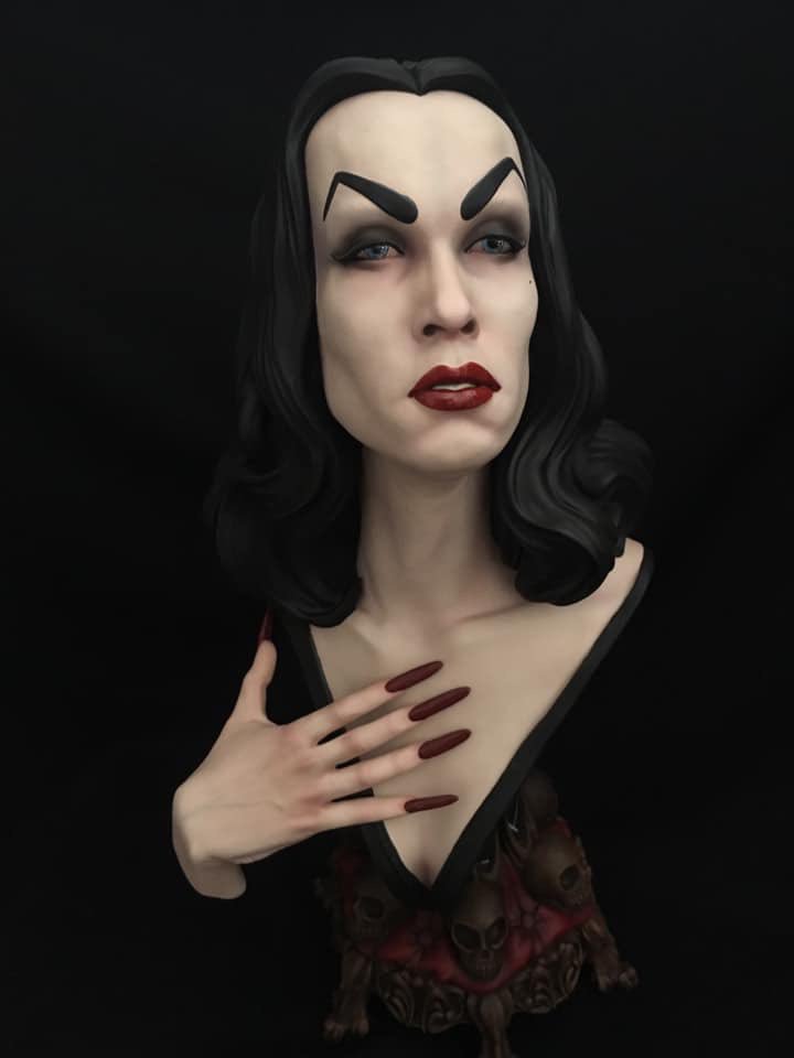 GarageKitsUS's tweet photo. Our 1/3rd scale Vampira, built and painted by Anthony Krerowicz.

#Vampira #MialaNurmi #GlamourGhoul #originalglamourGhoul #VampireGirl #Plan9fromOuterSpace #garagekit #GarageKitsUS #GarageKitsUSColors #modelkit #buildityourslf #modelkithobby #Wonderfest #Wonderfest2019 https://t.co/GvsO03W9Is