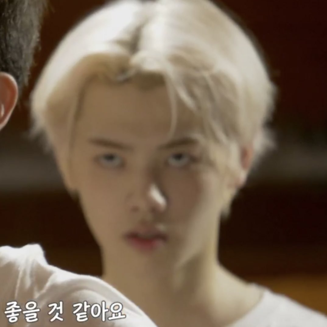 MINIshell917's tweet photo. 얘때매 미치겠엌ㅋㅋㅋㅋㅋㅋㅋ 

이러고 있다가                     갑자기 이래 https://t.co/sVAWyNL07U
