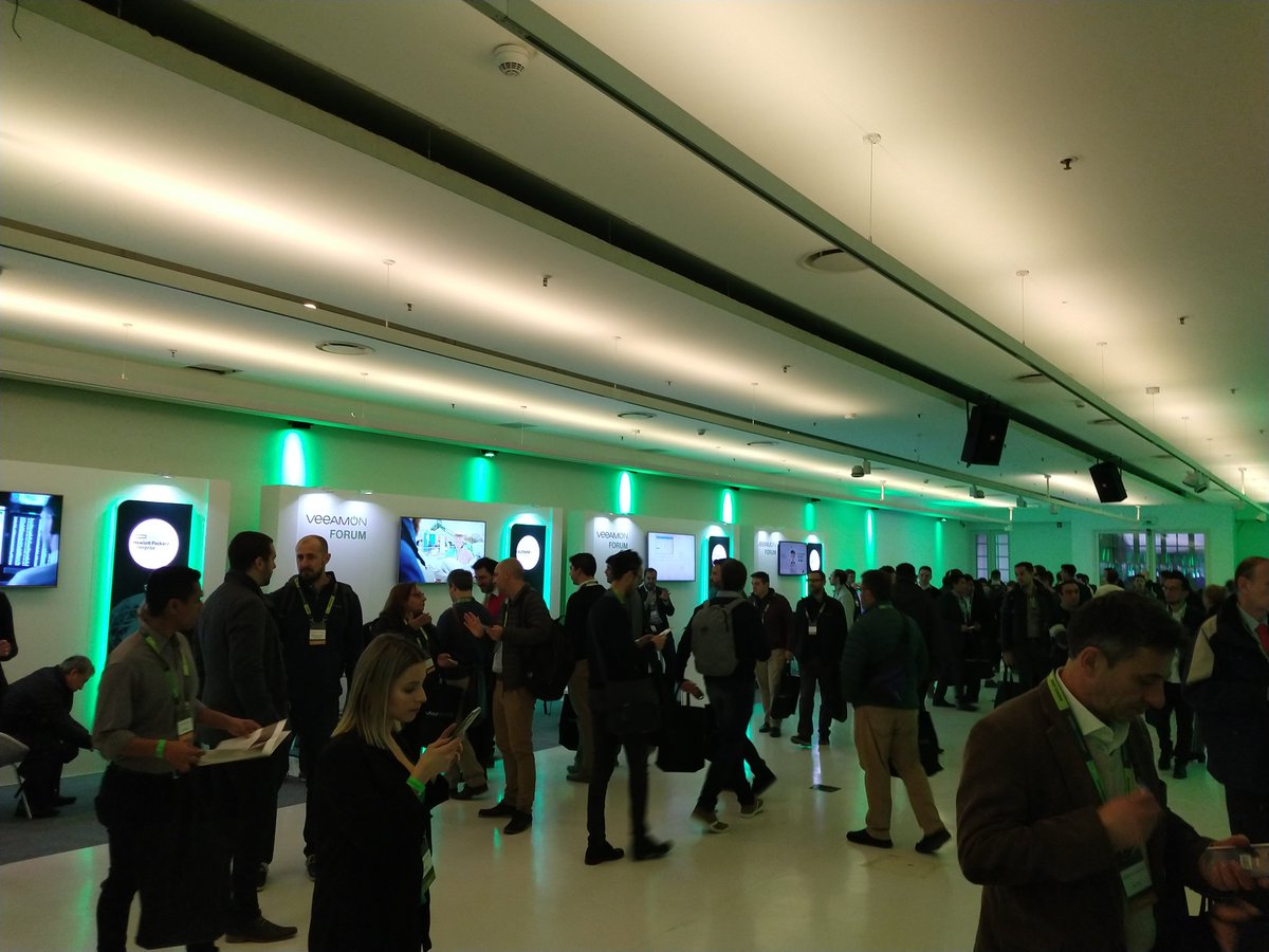 Enfasys's tweet photo. Ya estamos en #VeeamONForum Buenos Aires #VOFBA2019 para conocer todas las novedades en #Disponibilidad gestión inteligente de #datos  #backup https://t.co/Ktwctuk0k2