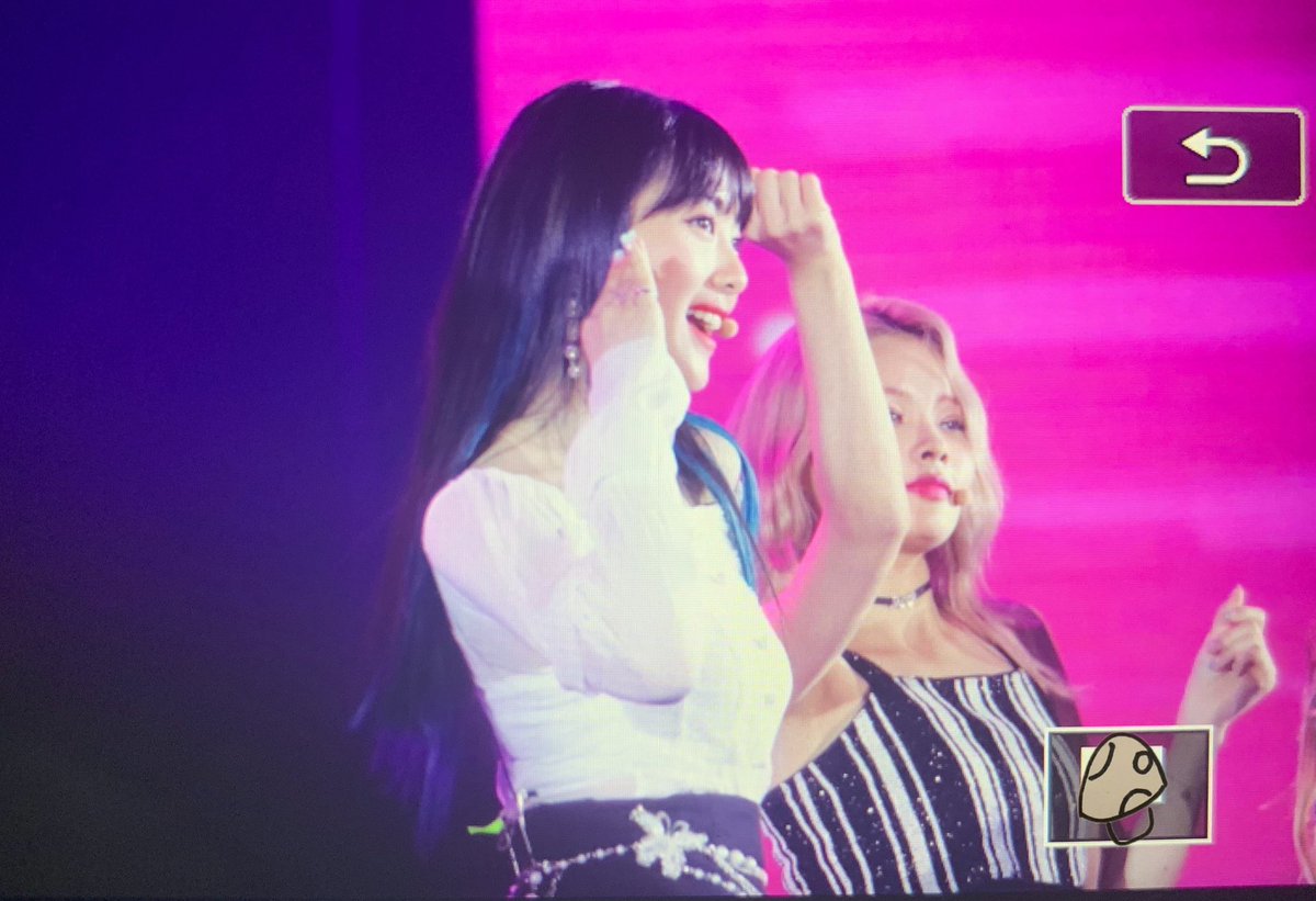 190822 소리바다 어워즈 프리뷰

상받은거 축하해!! 

조심히 들어가~💕

#위키미키 #루시 #wekimeki #노효정