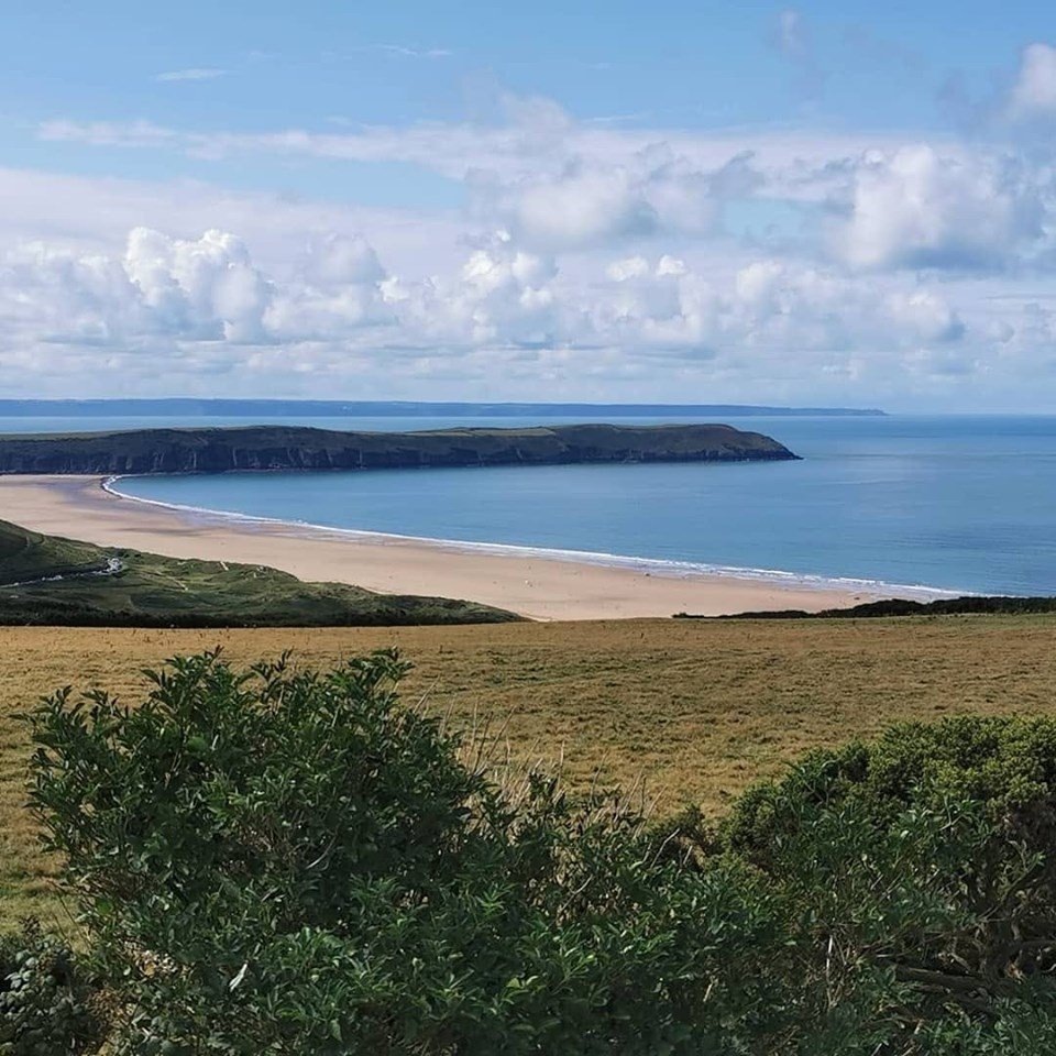 Woolacombe_Bay's tweet photo. Why would you want to be anywhere else this weekend? ⛱
This great little picture was shared by one of our guests, please feel free to share more with us 📸
#woolacombe #northdevon #devonbeach @lovenorthdevon #devon #woolacombebay #woolacombebeach https://t.co/M1wt0BEGo5