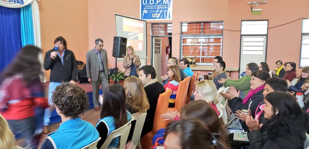 mariluleverberg's tweet photo. #construyendocalidad
#ceremonialyprotocolo
Gracias delegados por la organización excelente y la convocatoria! @CpMonik @Andrsjulinrehe @graciela_iba @HildaEsterRadtk @galarza_renzo @Fabioproko1 @PabloMycak @MarthaBunkowski @NormaBeatrizOr8 @Manue_Mrs https://t.co/XkVg9t7aEI