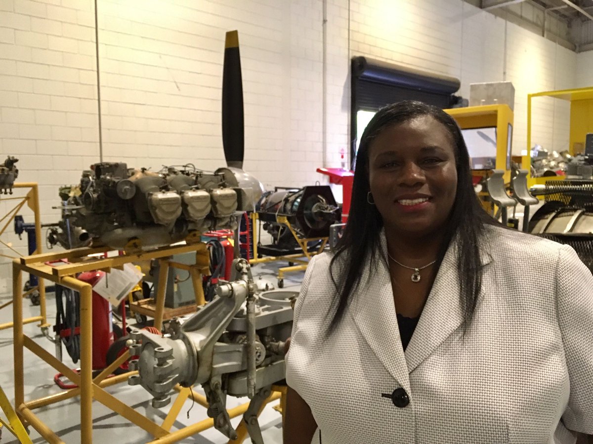 SaportaReport's tweet photo. Nearly 100 #students are going to join a new @AtlTechCollege #program backed by some of the city’s biggest #employers
https://t.co/j9po3v7ADL https://t.co/p6OHcZagqX