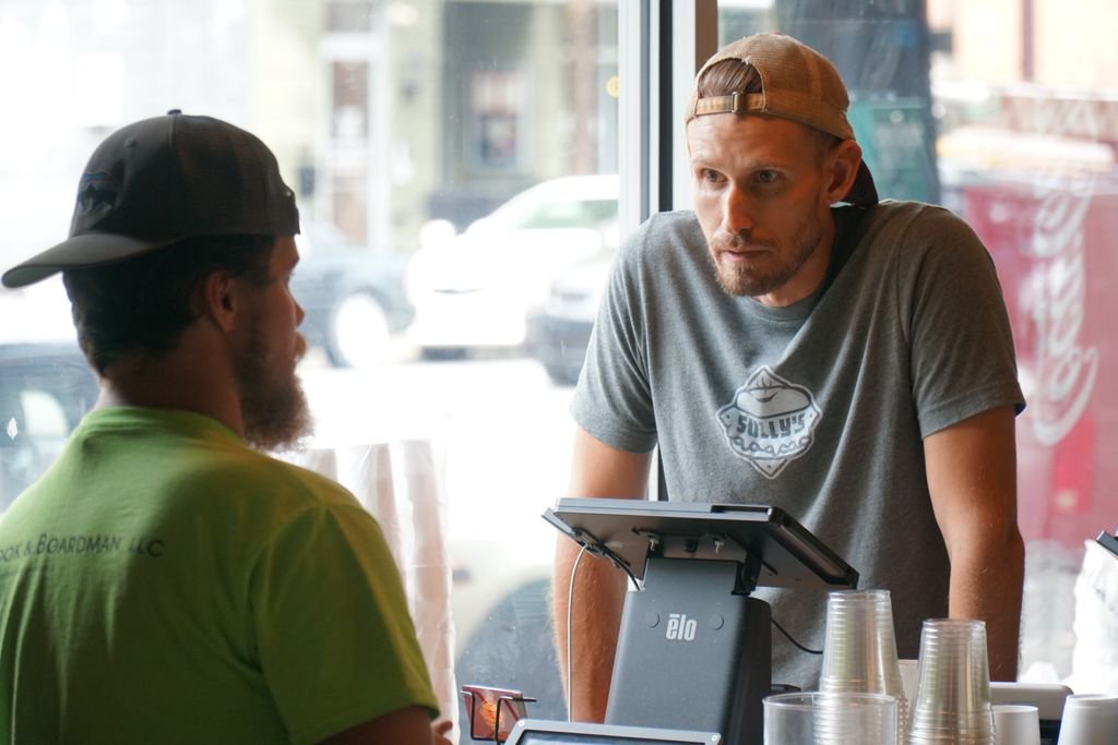 Our bagel sandwiches might bring you in but our customer service keeps you coming back! Proud of our team everyday. #sullysteamers #staffappreciation #bagelsandwiches