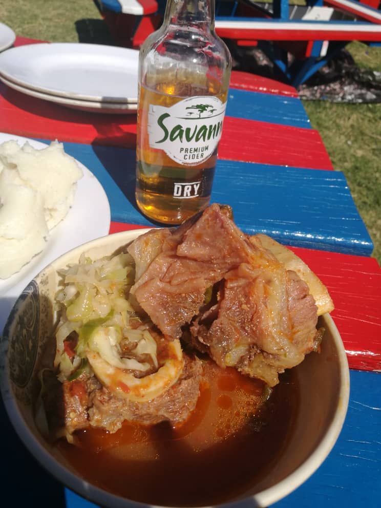 Muera_Bonga's tweet photo. Ka sadza ne mabhonzo. For the culture #kalife https://t.co/wBoMmEi0UL