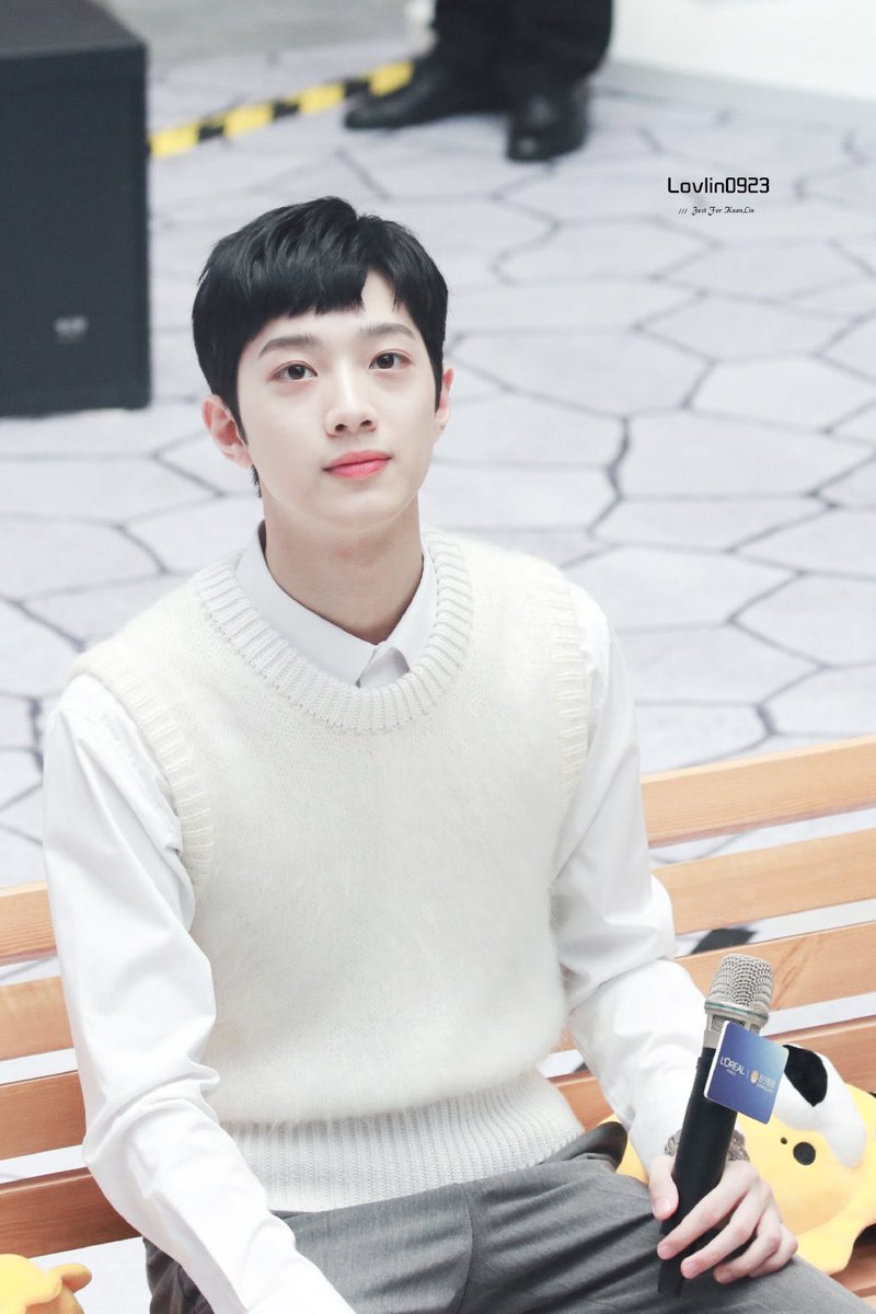 linlinbb09231's tweet photo. Believe in you
Support you
Love you forever my Eddie
#StandByKuanlin https://t.co/w1CFTuOCN0