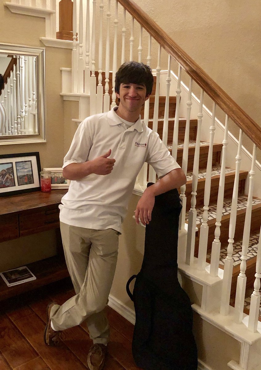 TraceyAddington's tweet photo. #parishfirstday at @parishepiscopal. 10th grade, 11th grade, year 23 and year 19. Had to take the junior’s picture inside because he was out the door before sunrise for zero hour Essential Standards (music). ❤️💙 https://t.co/3K9epcXgYS