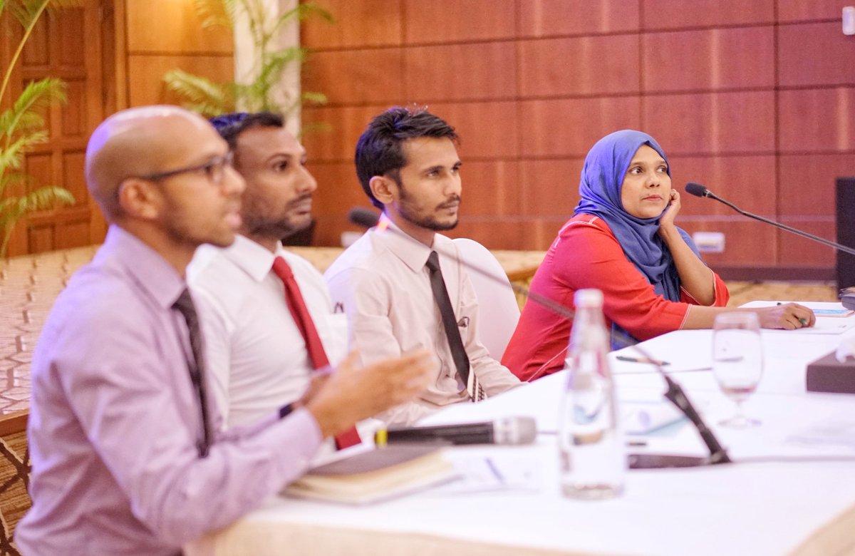 We're talking about the need for mobilising for collective action to advocate for community needs in our last session.

@M_SalmaFikry <a href="/husnfirey/">Hussain Firushan #FreePalestine 🇵🇸🇲🇻</a>
<a href="/aimanrasheed/">Aiman</a> <a href="/shammoon_adam/">Shammoon Adam</a> <a href="/lgaMaldives/">Local Government Authority</a>