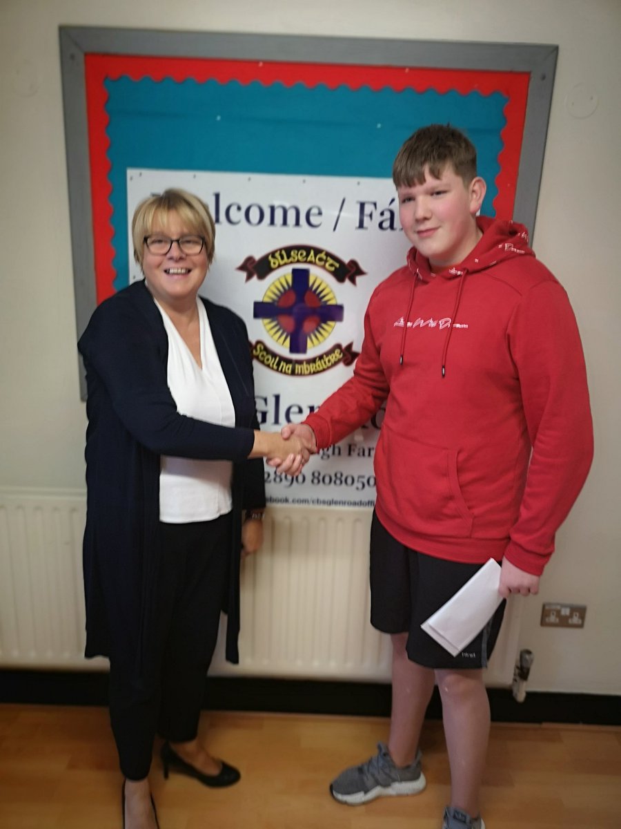 CBS1962's tweet photo. A very proud @BFarrimond welcomed the last ever CBS pupils picking up GCSE results today! Our boys did amazingly well &amp; we are delighted for each and every one of them. Their hard work and the commitment of their teachers paid off! We look forward to seeing them in @SaintsCollege https://t.co/IakyOZdbQD