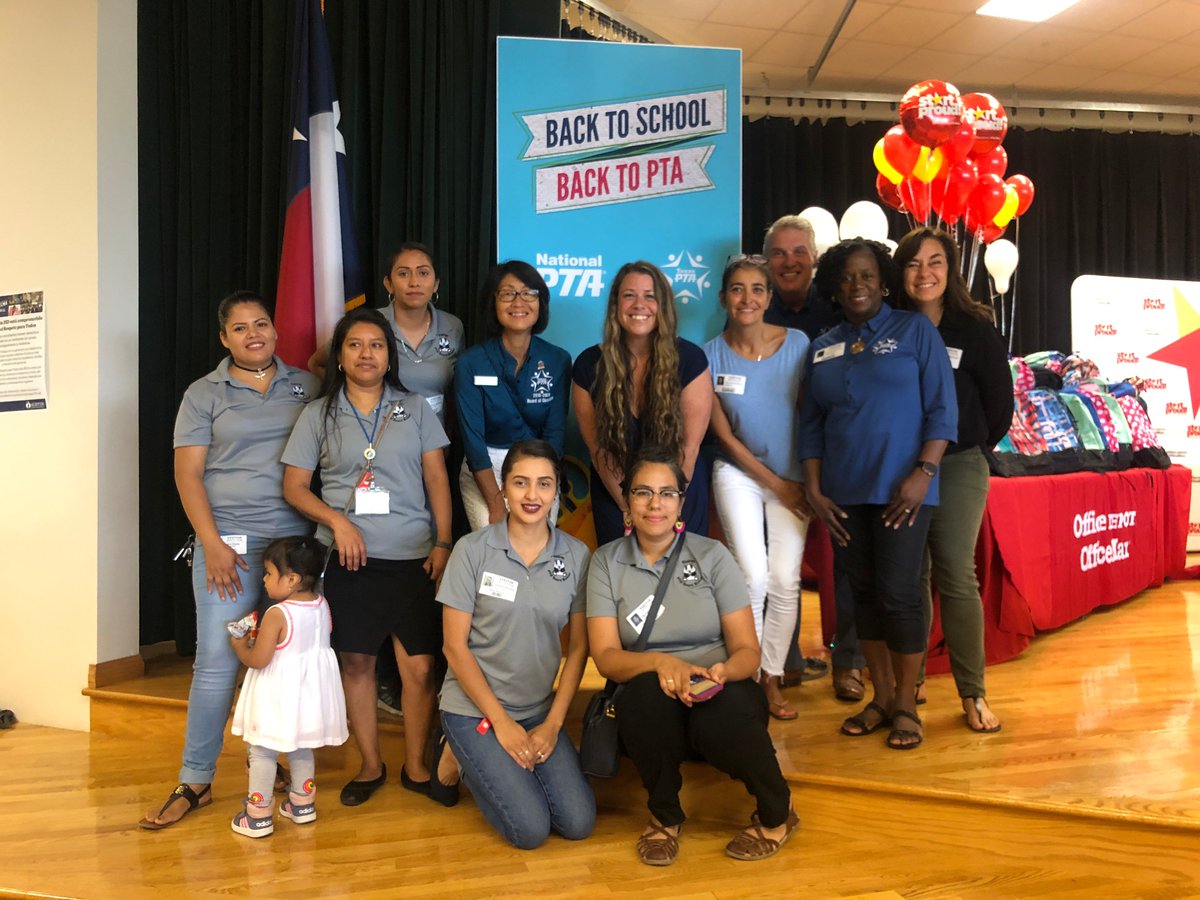txstatepta's tweet photo. We had so much fun joining @officedepot & @NationalPTA in @AustinISD to surprise Padrón Elementary w/ FREE backpacks and school supplies. Thx for supporting TX students! #back2pta https://t.co/eZ14GRDWai