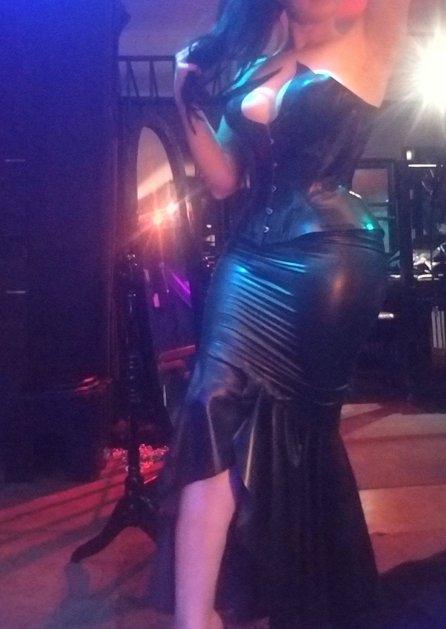 2 pic. My slave @Shytexas11 spoiled me with some @houseofharlot Love my new #latex 🖤😍 slave picked out some sexy pieces 🔥 https://t.co/R9v1F4n7Eo