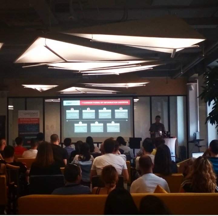 Datathons's tweet photo. #DataScience in Journalism has just begun!
Andrey Tagarev, ML Engineer at @ontotext on stage sharing more about #WeVerify!
We want to thank our partners from #Telelink, #Ontotext and special thanks to our hosts from @leanplum Bulgaria!
#DataMeetUp #data https://t.co/UEu8nWq7sY