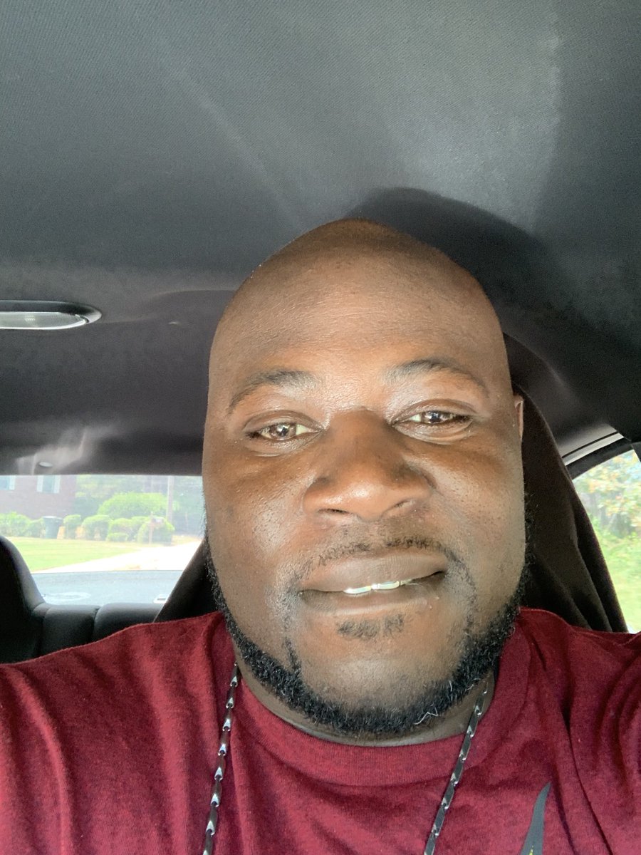 mrmikejoe42's tweet photo. Enjoying my day https://t.co/0CQZmWGzxB