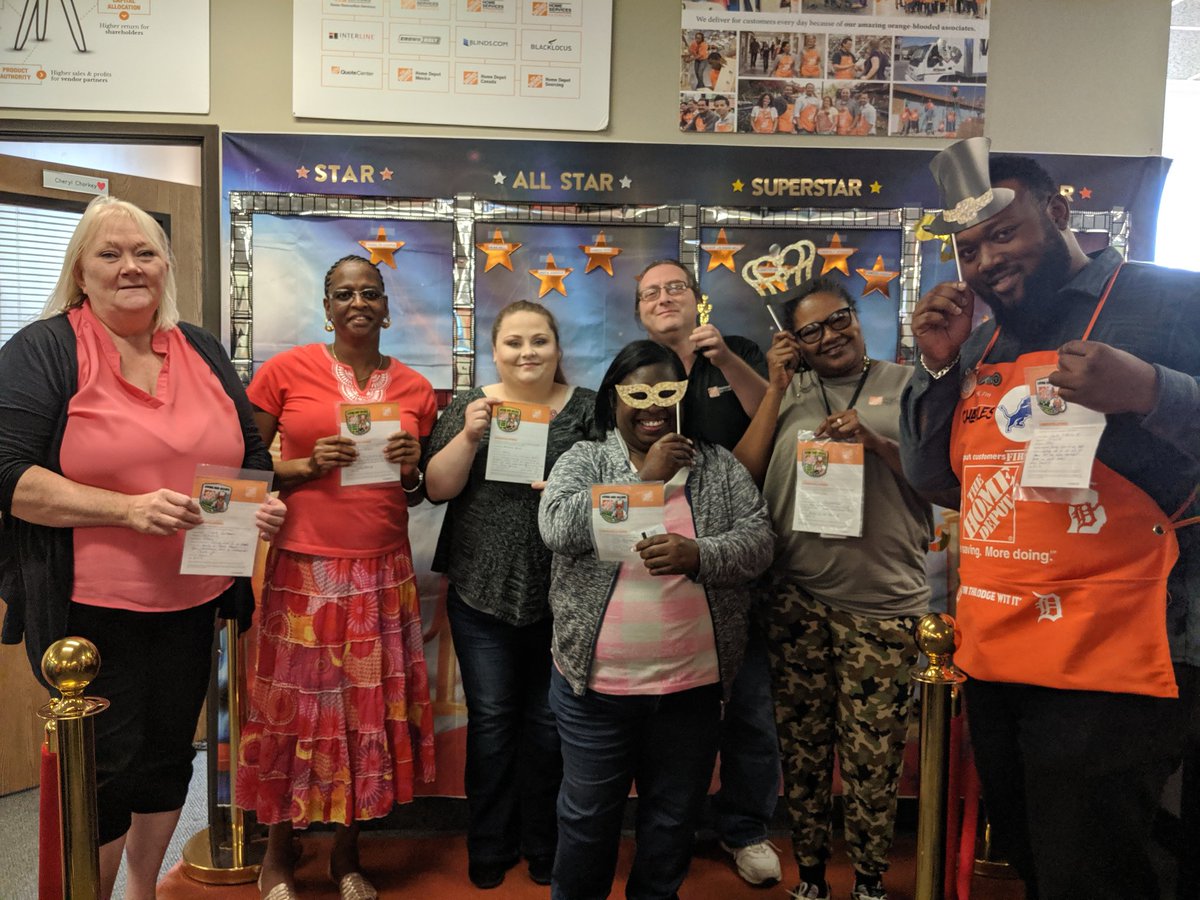 LizMishTHD's tweet photo. Big shout out to all of the associates who won at the #HDMS Customer Service Awards today! Great job! 🎉 @MarkAHomedepot @THDJimBrown @cheryl_chorkey @LMSheridan721 https://t.co/XfSjlWLrZJ