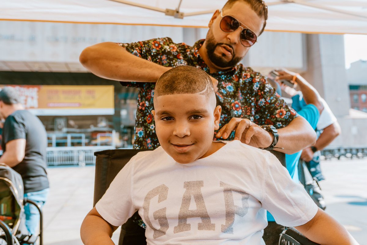DJJUANYTO's tweet photo. Great Morning Up in Harlem #peacemobile @ericaford_ilovemylife 
@ebrointheam @hot97 📸 credit the photographer @arrogantwatcher https://t.co/63LsecguiR