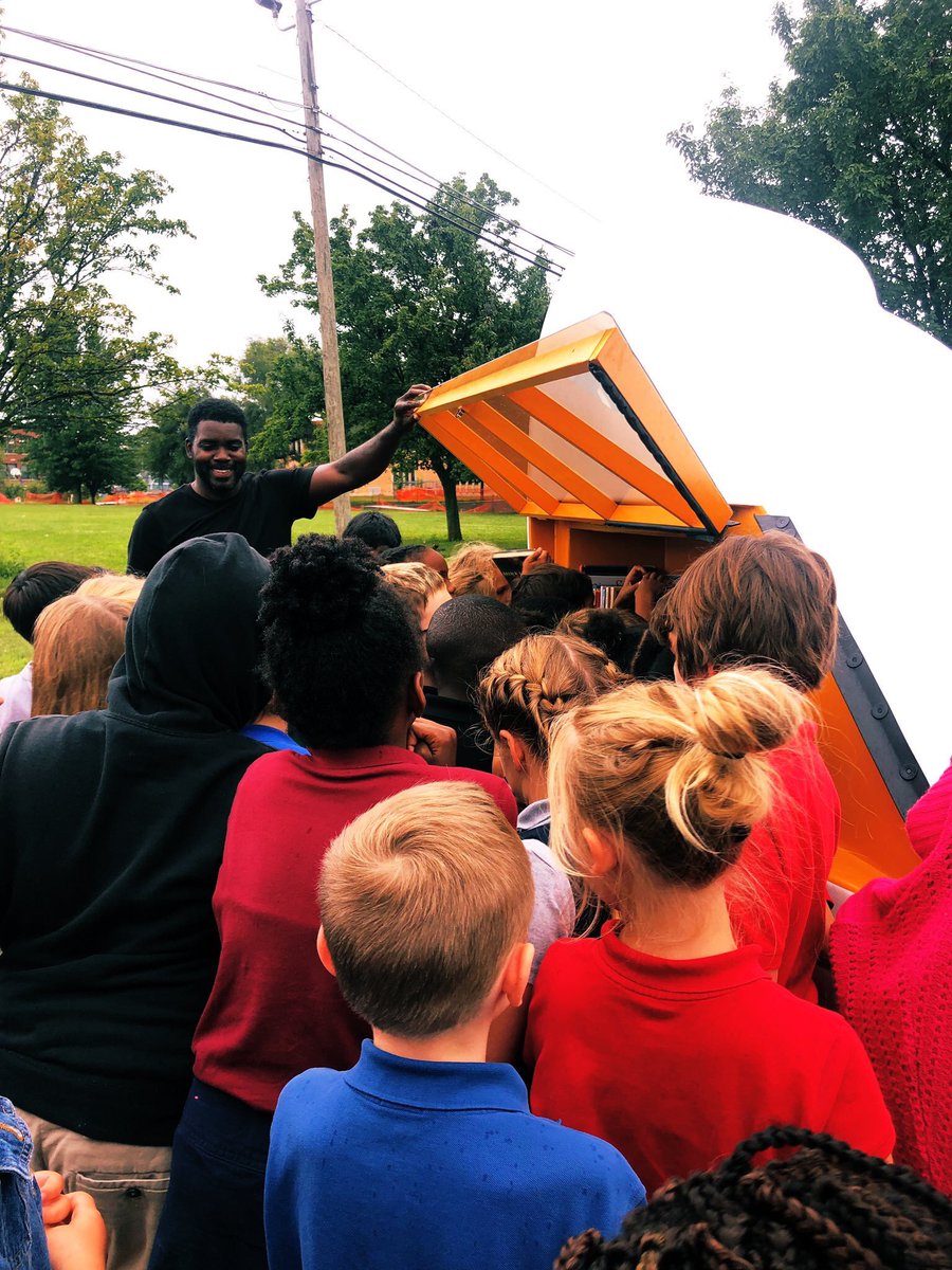 PublicCollect's tweet photo. Thank you for celebrating with us this morning- @IndyParksandRec, @IndyMayorJoe, City County Council President Vop Osili, @indylibrary @CICFoundation , School for Inquiry, @KennedyKing1968 &amp; artists! So grateful. https://t.co/eBVw6LkmwI